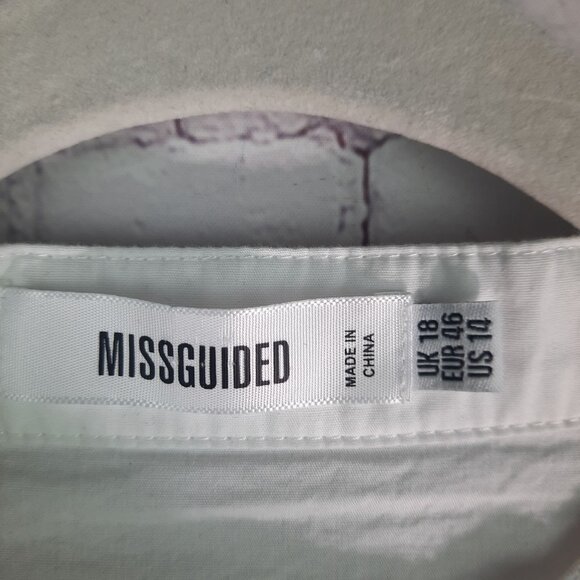 MISSGUIDED White Short Sleeve Casual Peplum Mini Dress - Picture 5 of 10